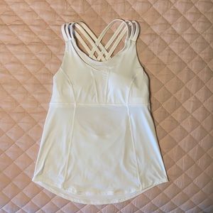 LuLulemon Athletica work out too with built in bra